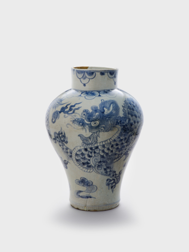 Korea%2C%20Gyeonggi-do%20province%2C%20Gwangju%2C%20Bunwon%20kiln%2C%20%3Cb%3E%3Ci%3E%20Storage%20jar%20with%20design%20of%20two%20dragons%20chasing%20flaming%20pearls%3C%2Fi%3E%3C%2Fb%3E%2C%2019th%20century%2C%20porcelain%20with%20decoration%20painted%20in%20cobalt%20blue%20under%20transparent%20glaze%2C%20Gift%20of%20Robert%20and%20Sandra%20Mattielli%20in%20honor%20of%20Donald%20Jenkins%2C%20public%20domain%3B%20images%20Courtesy%20of%20Korean%20National%20Research%20Institute%20for%20Cultural%20Heritage%2C%202004.7.10